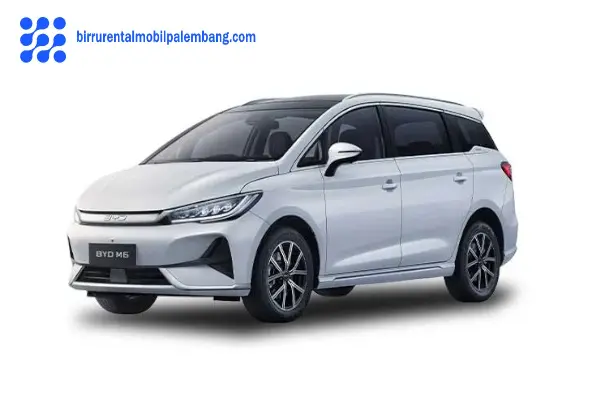 Sewa BYD M6 di Palembang